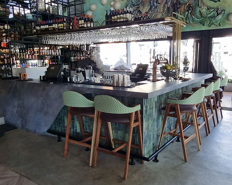 pro-quartz-serengeti-bar-counter